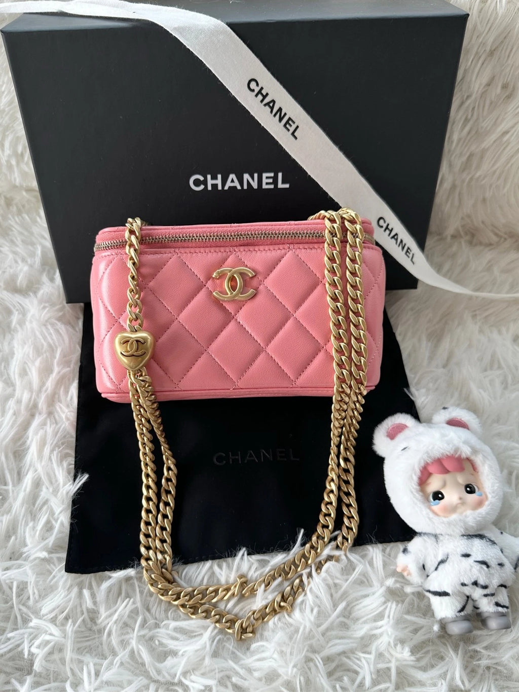 CHANEL Pink Heart Ball Long Box Shoulder Crossbody Bag For Women
