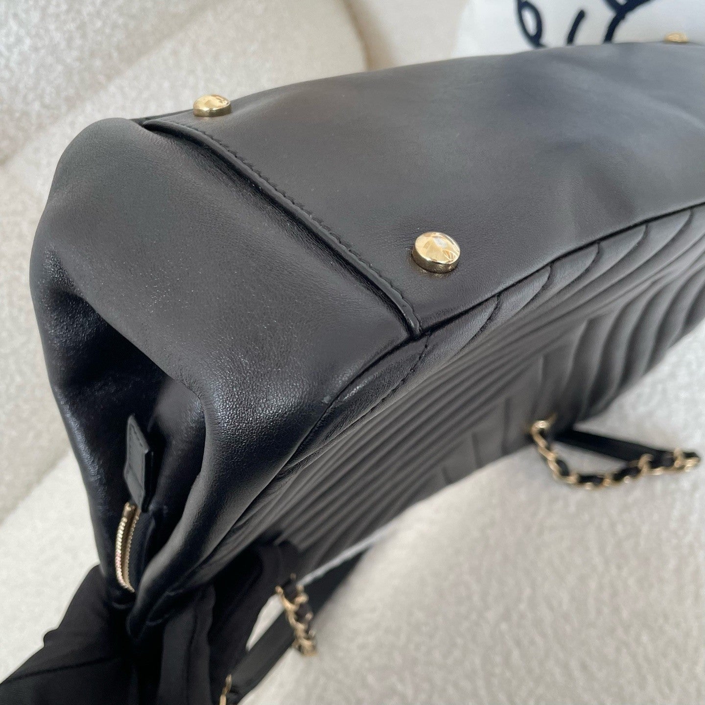 Chanel Lambskin Tote Chain Shoulder Bag Black Gold Used Women Classic Fashion