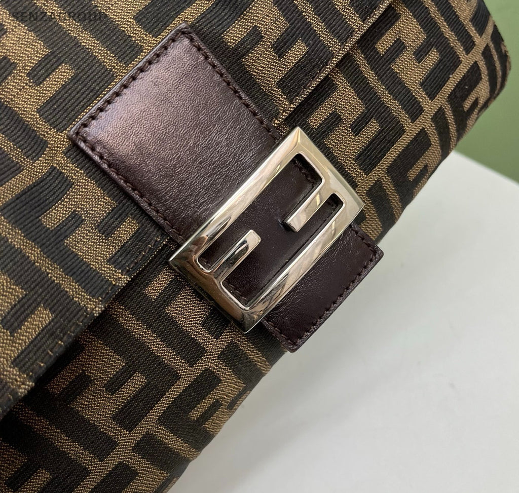 Fendi Baguette Shoulder Bag Brown Silver Women Classic Fashion