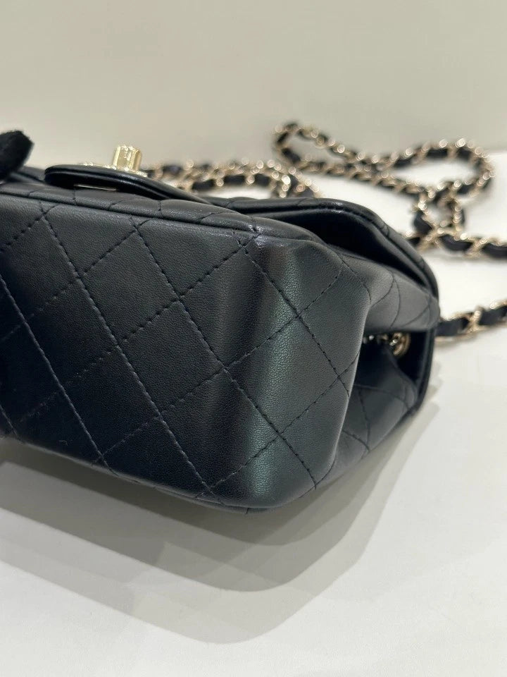 Authentic CHANEL Classic Flap Chain Crossbody Bag For Women