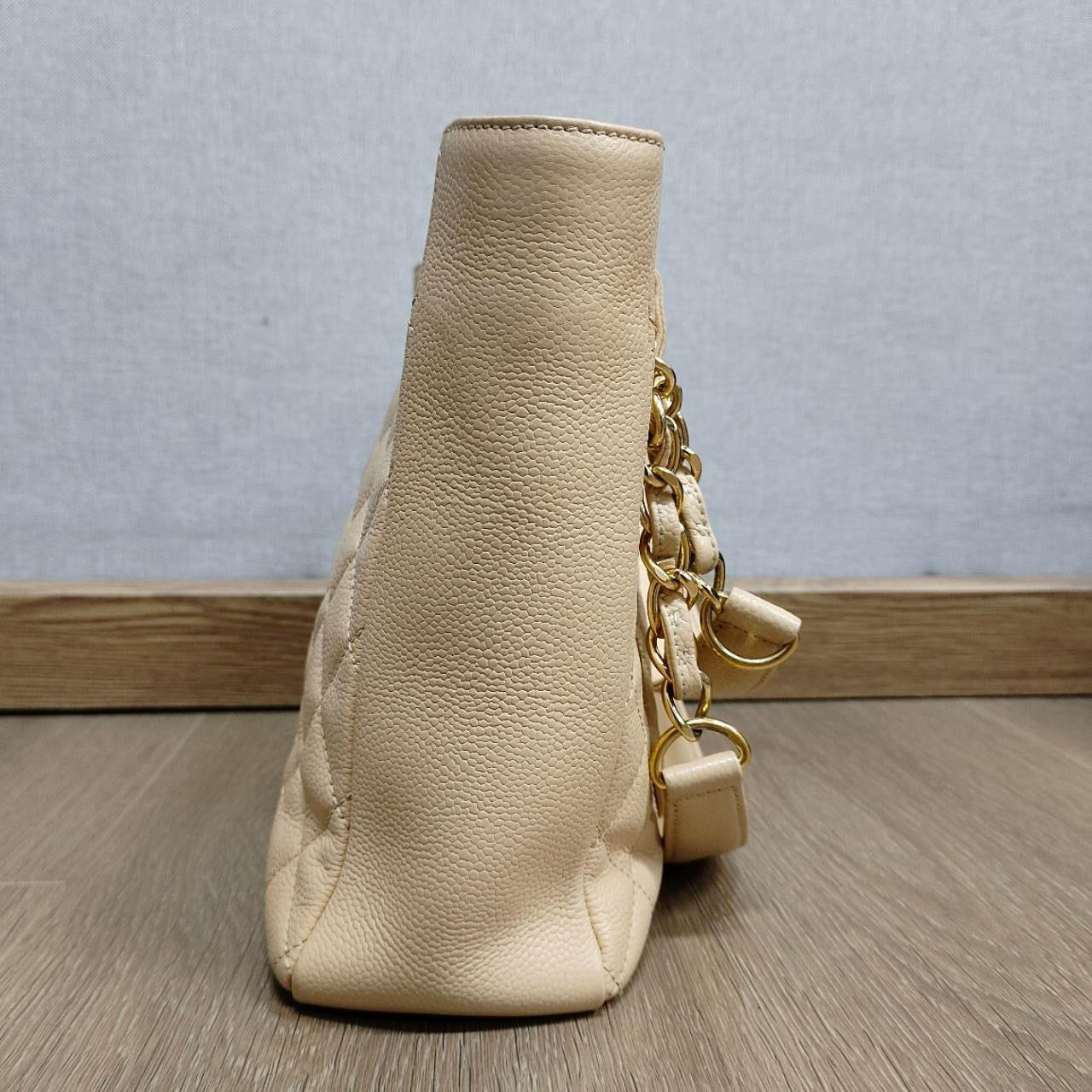 SJ0001 GST Small Flap Bag Beige