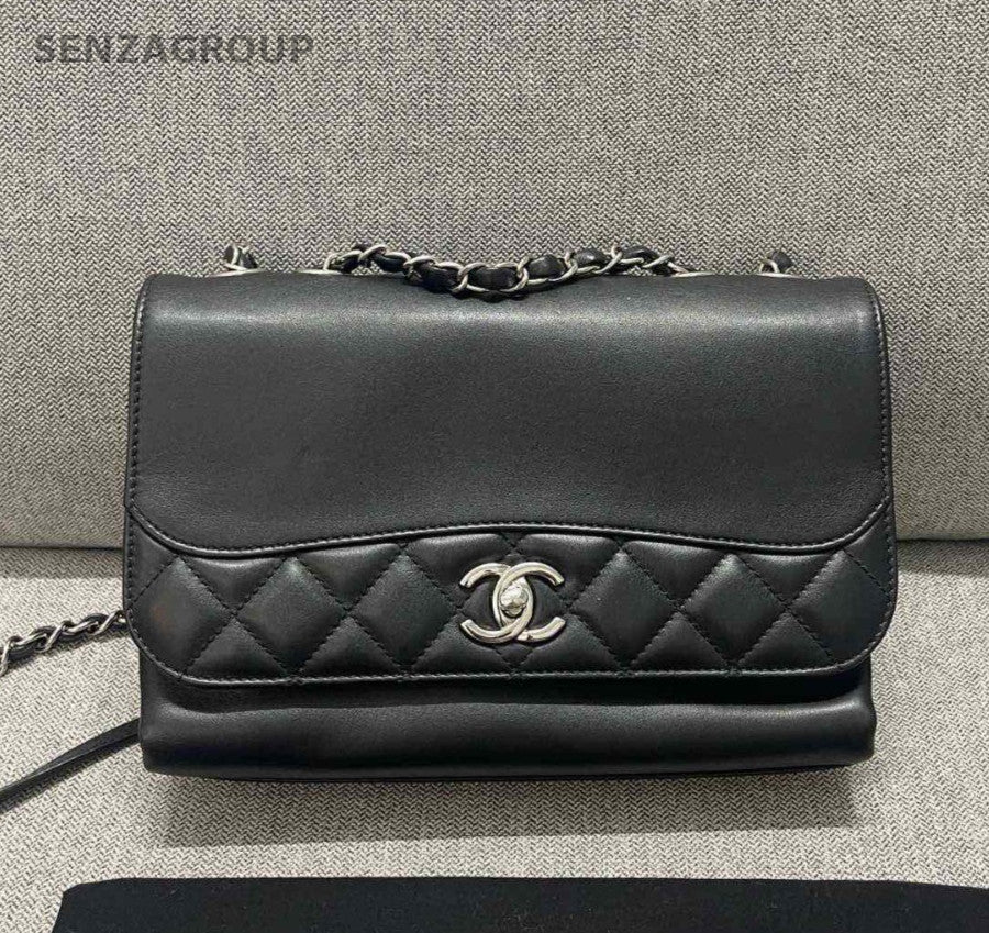 CHANEL CC Chain Shoulder bag Black Silver Women Classic