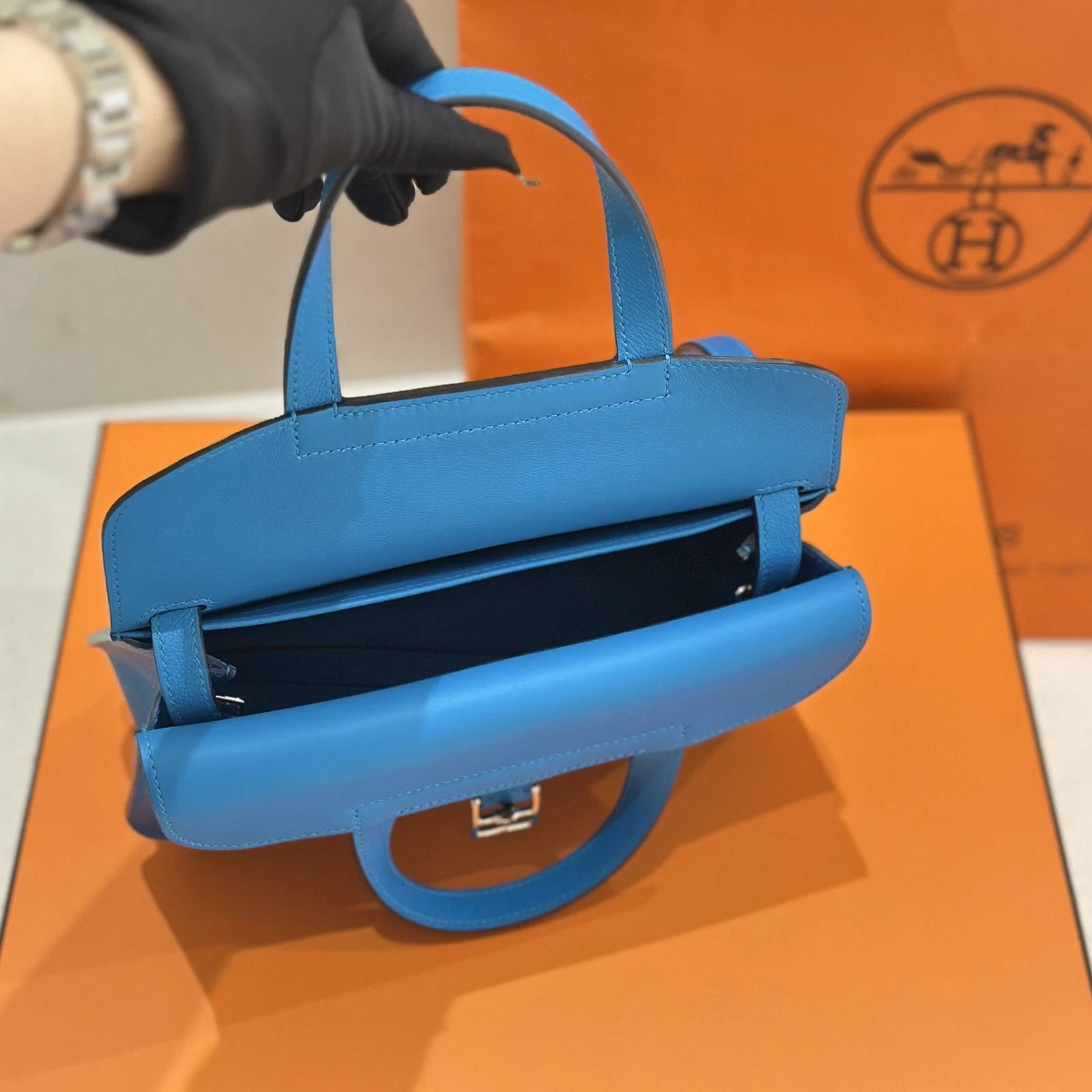 Hermes Blue Leather Halzan25 Crossbody Bag For Women