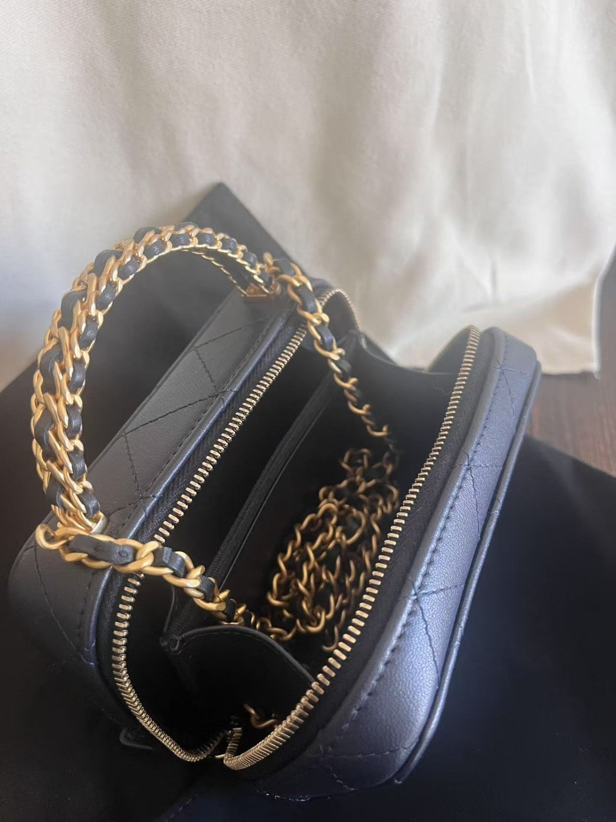 CHANEL 22K  Camera bag mini Top Handle Chain Strap Crossbody Brand NEW