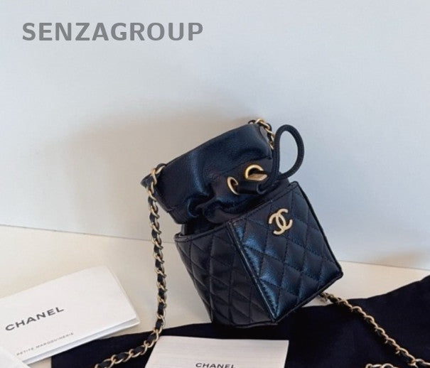 CHANEL Drawstring NOE PURSE Chain Shoulder bag Crossbody Black Gold Women