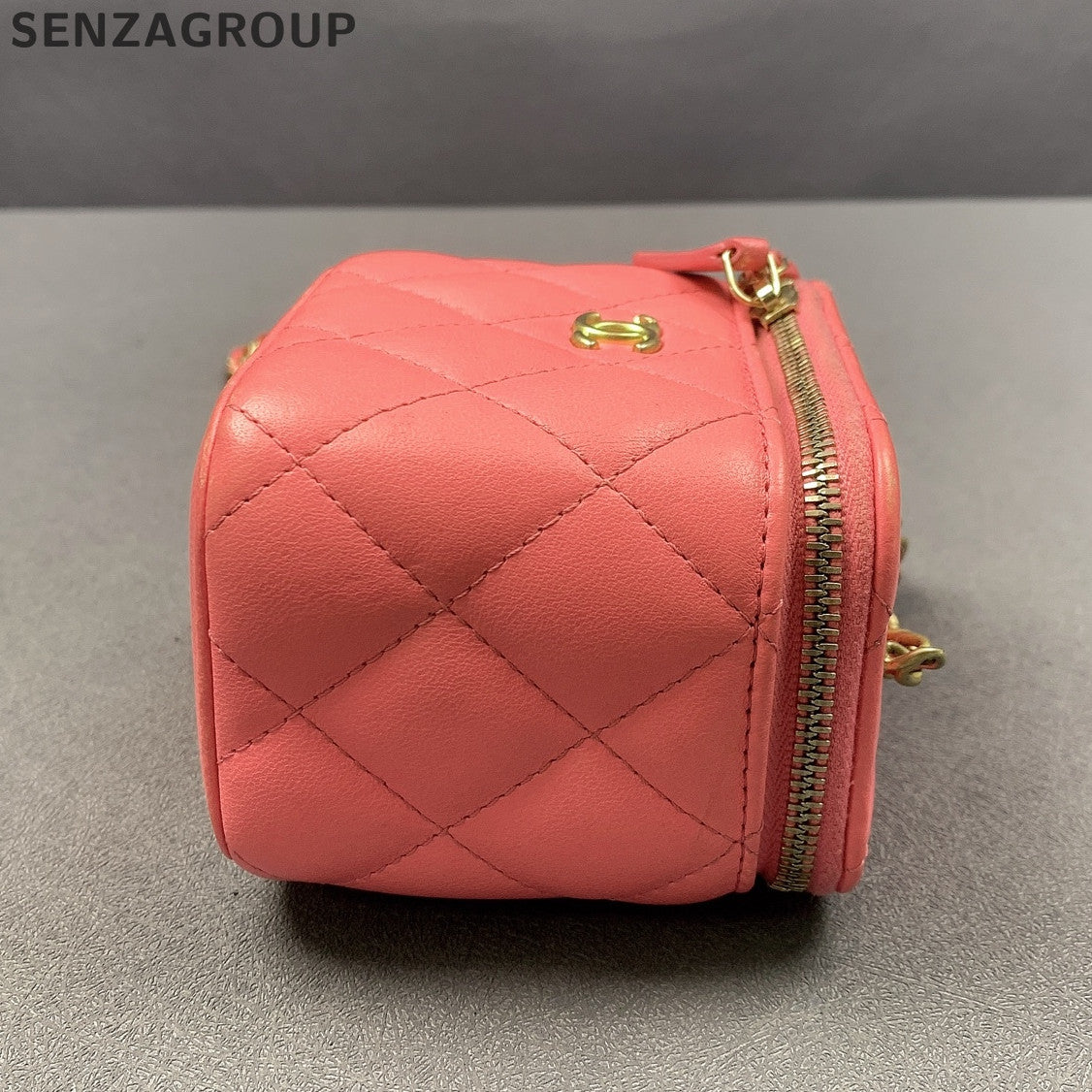 Chanel Pink Gold Quilted Classic Flap Vanity Case Chain Shoulder Bag