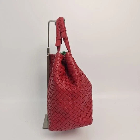 Bottega Veneta Red Woven Leather Shoulder Handbag For Women