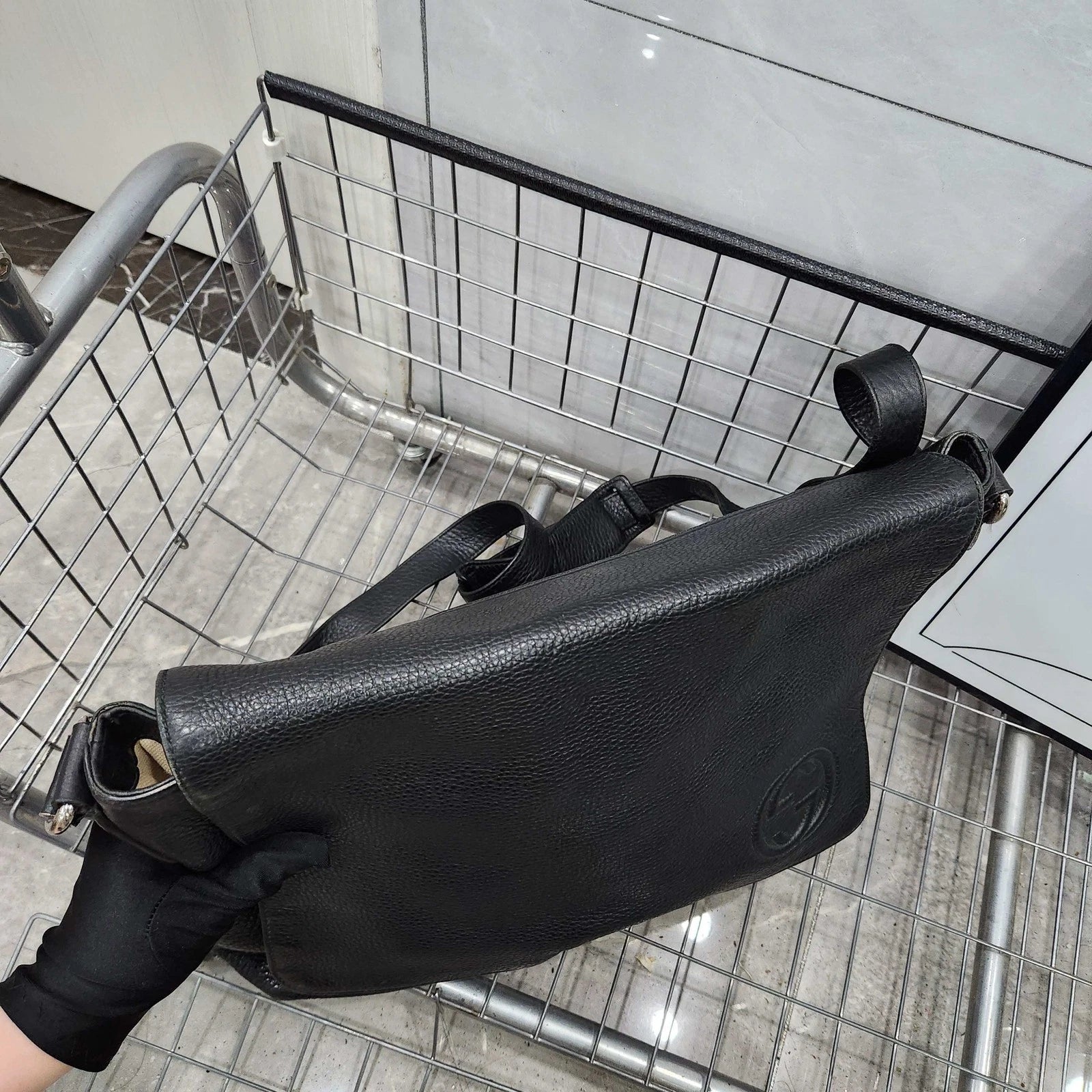 GUCCI Black Flap Messenger Shoulder Crossbody For Women