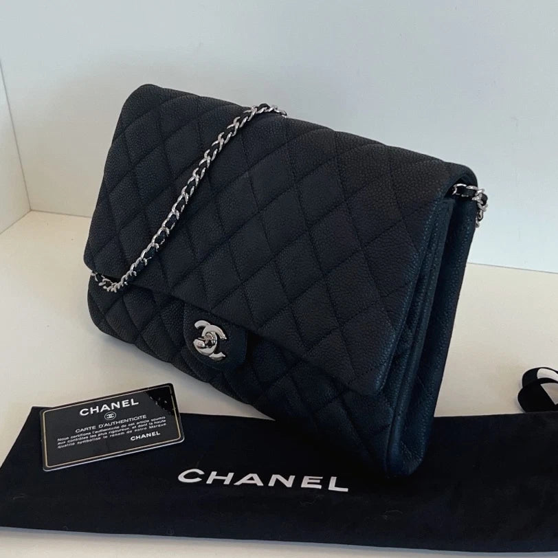 Excellent Chanel Classic Flap Timeless Black Clutch Chain Shoulder Bag SHW