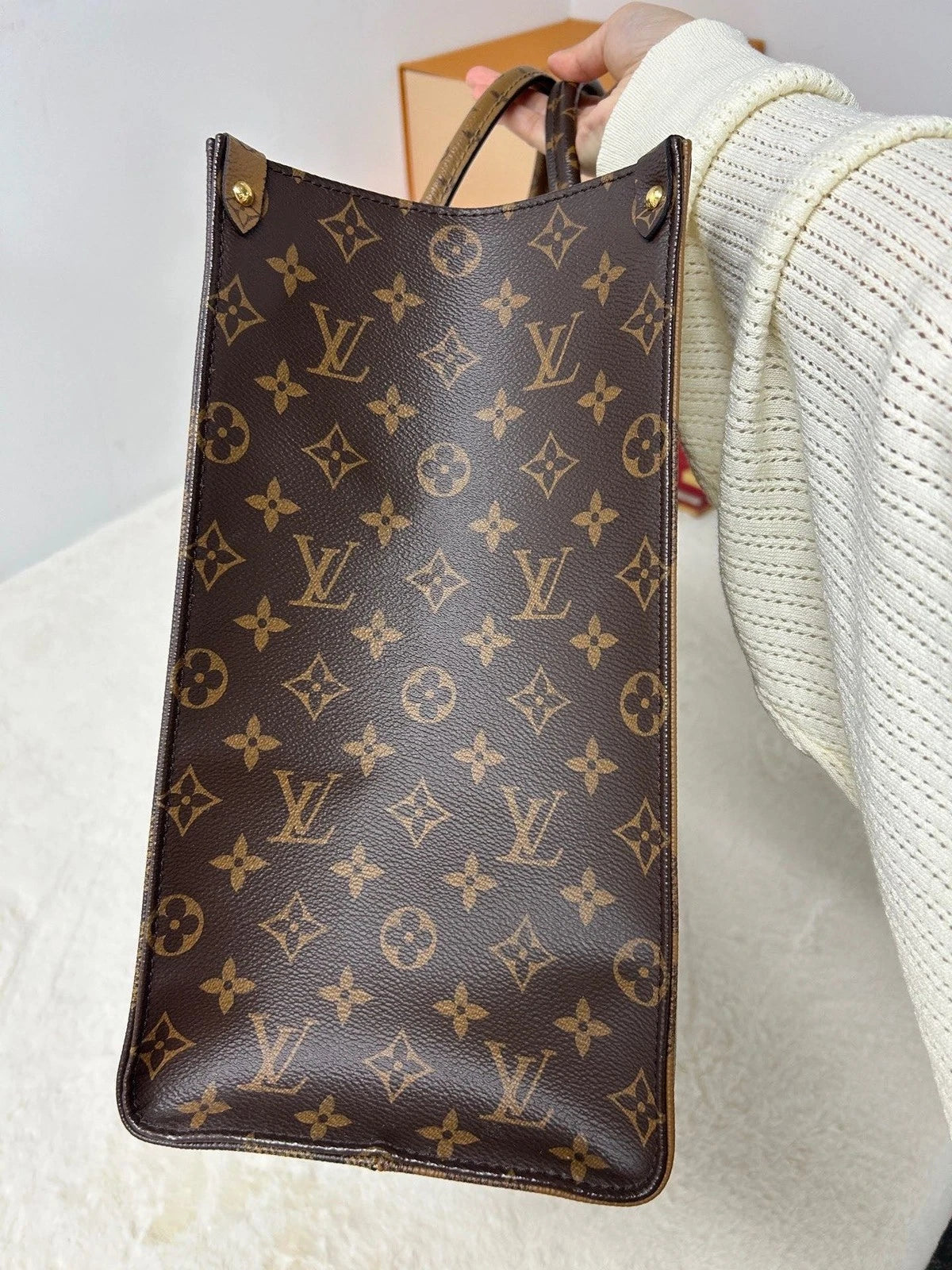 Louis Vuitton OnTheGo Large Monogram Canvas Tote Bag For Women