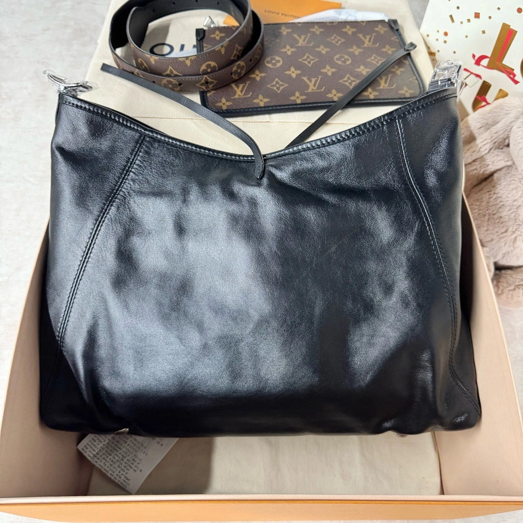 Louis Vuitton Carryall Medium Black Lambskin Tote Bag For Women