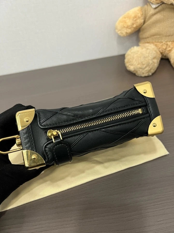 Louis Vuitton Small Shoulder Bag For Women