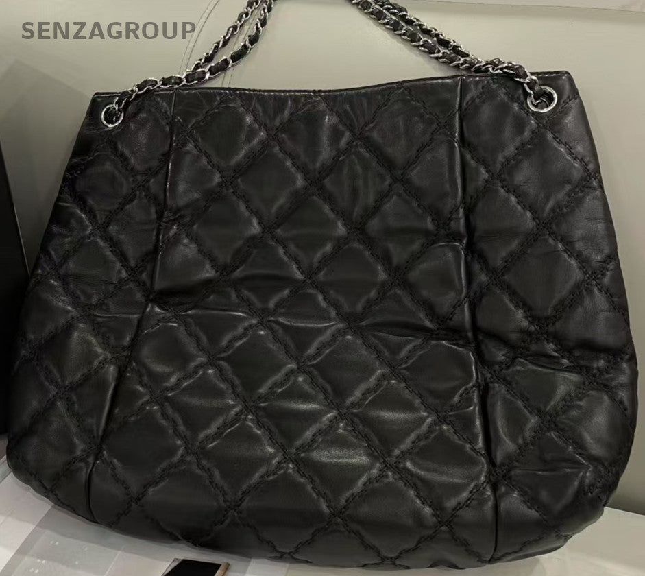 Chanel Vintage Diamond Pattern Tote Bag Chain Shoulder Bag Black Silver Women