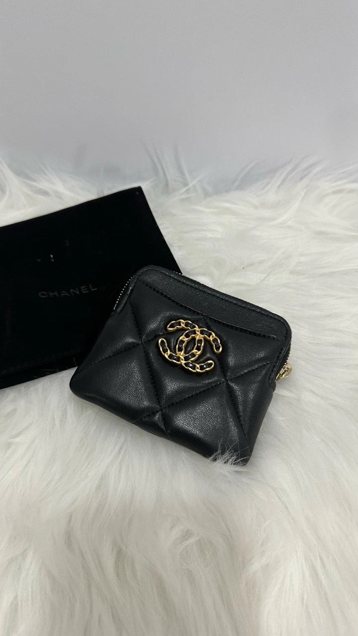 CHANEL 19 Black Gold Quilted Coin Card Holder Wallet Women