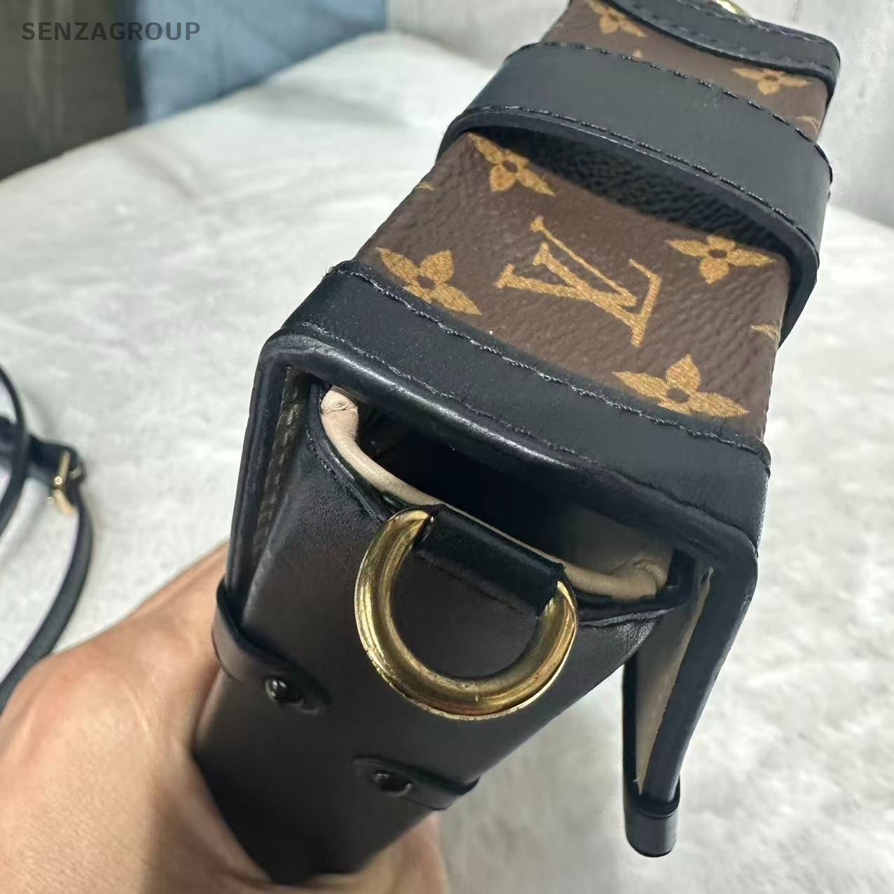 Louis Vuitton Monogram Trunk Black gold Shoulder bag Brown Women Classic