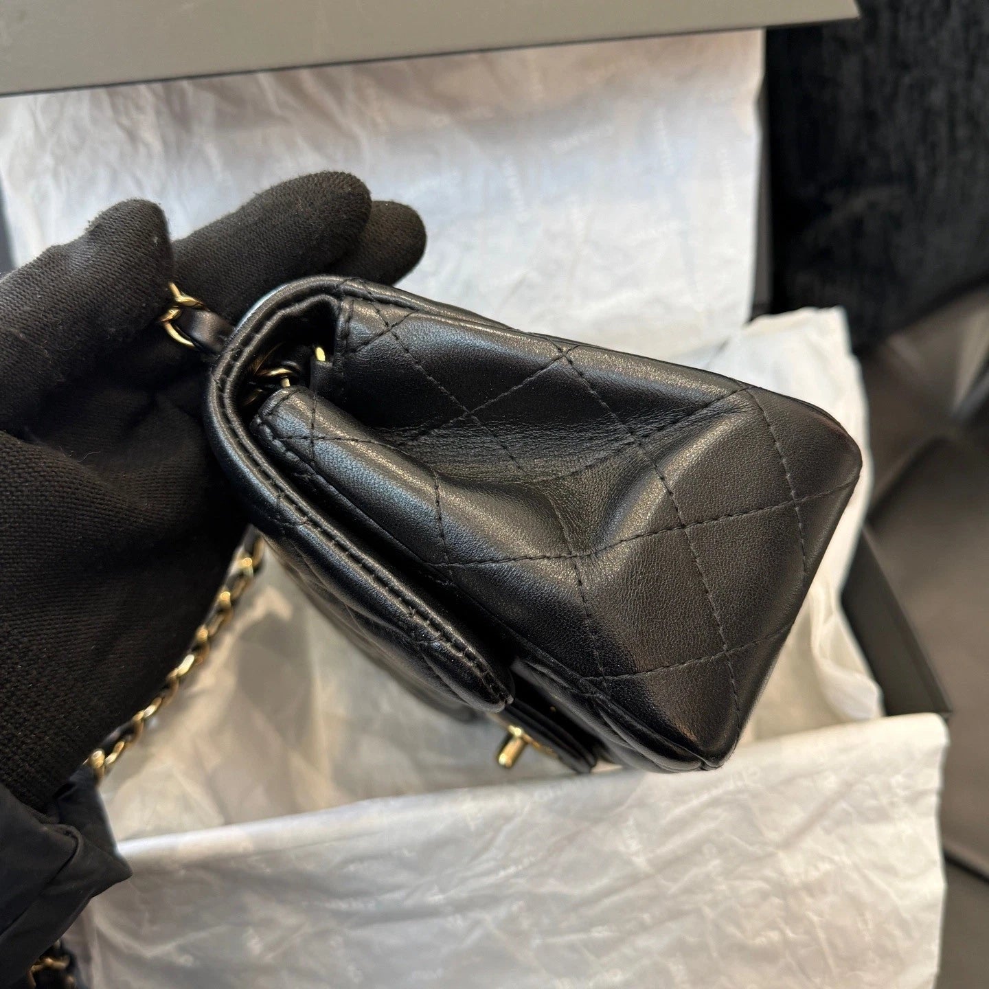 Chanel Classic Flap Lambskin Chain Shoulder Crossbody Black Gold Women Diamond