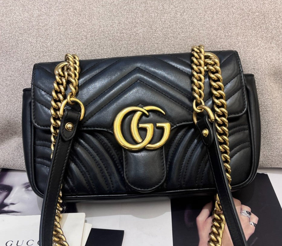 Gucci Marmont22 PM Chain Shoulder Bag Crossbody Black Gold Women Classic