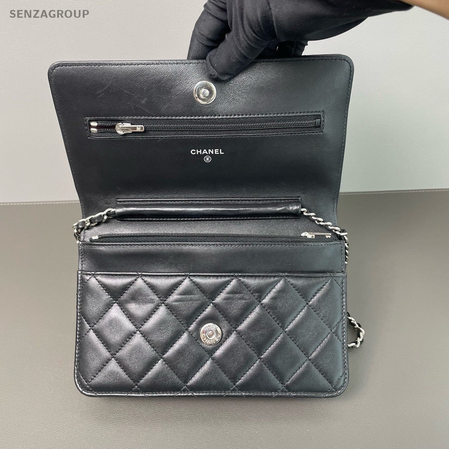 CHANEL Caviar Woc Calfskin Chain Shoulder bag Crossbody Black Silver Women