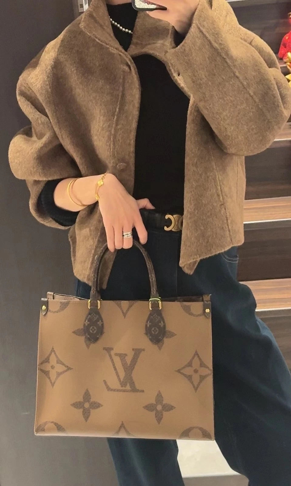 Louis Vuitton OntheGo Medium Canvas Tote Handbag For Women