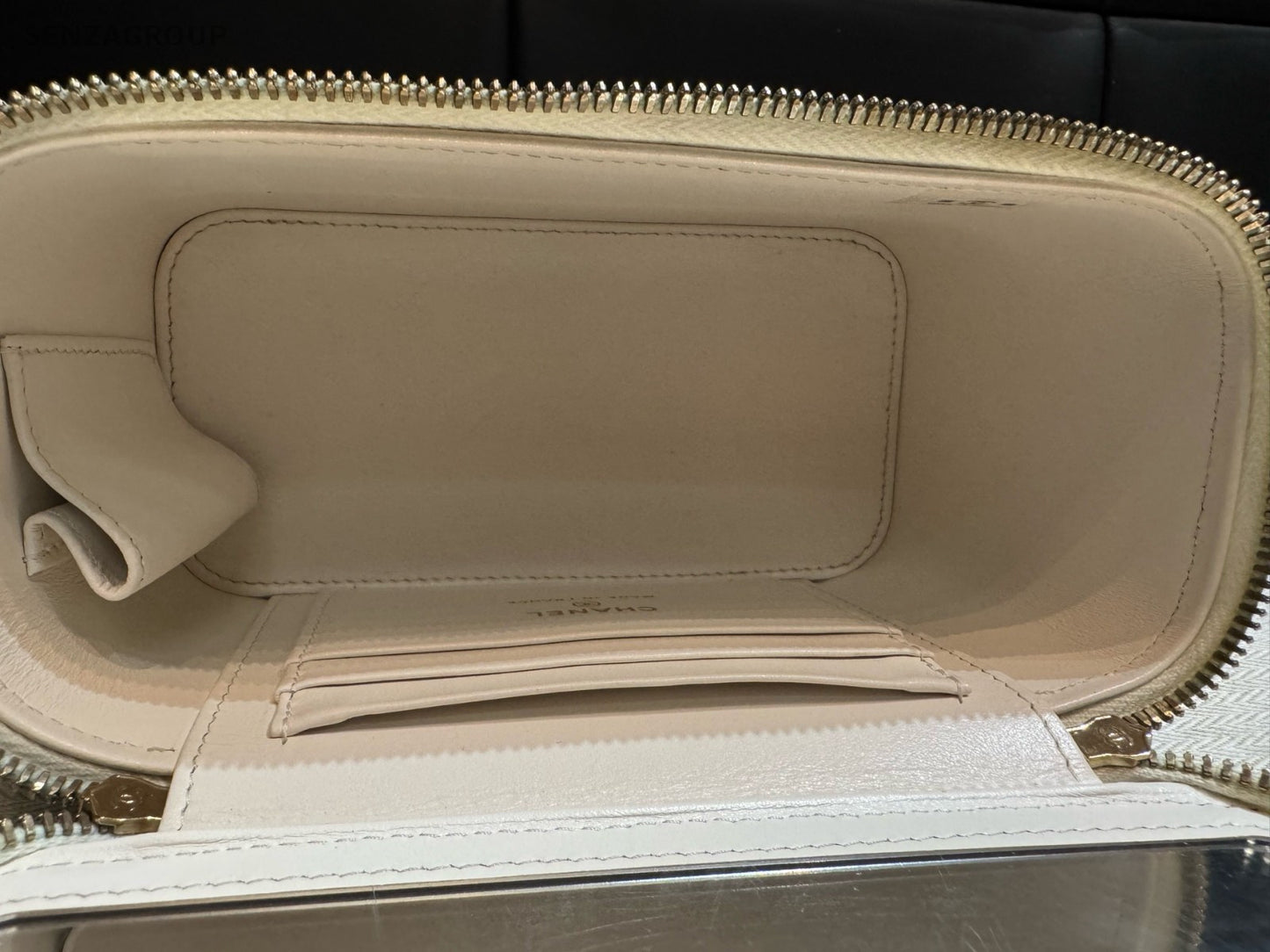 Chanel Diamond Chain Box Calfskin Crossbody White Gold Women Classic