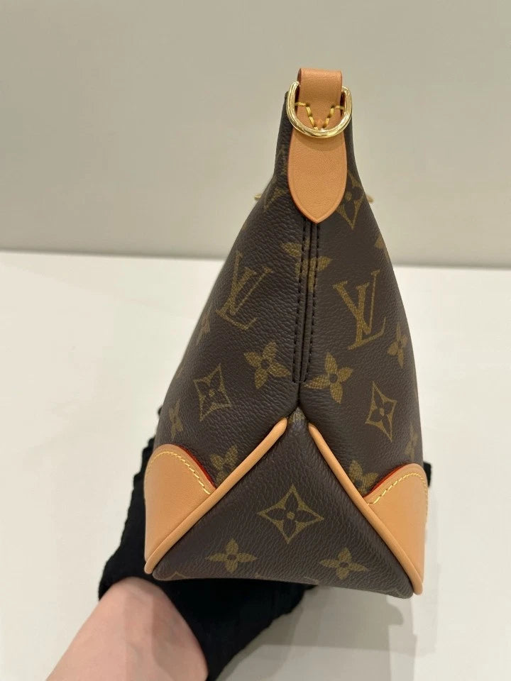 Authentic Louis Vuitton Chain Shoulder Bag For Women