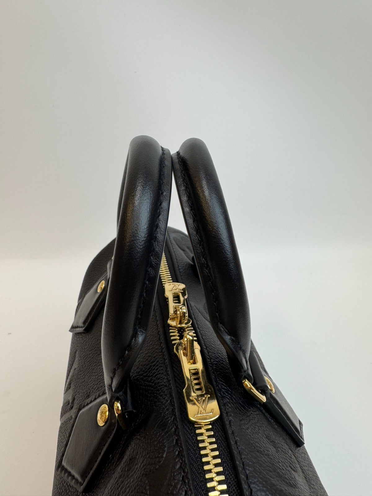 Louis Vuitton Speedy20 Black Monogram Empreinte Shoulder bag Almost Brand NEW