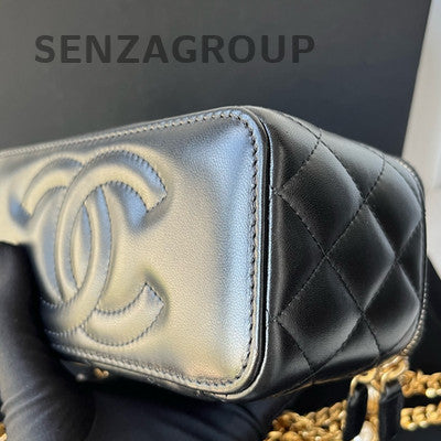 Chanel Black Gold Quilted Cosmetic Chain Shoulder Bag Classic Fashion