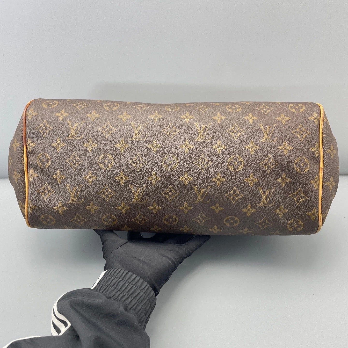 Louis Vuitton Montorgueil Bowling Bag Monogram Canvas Shoulder Bag Gold Hardware