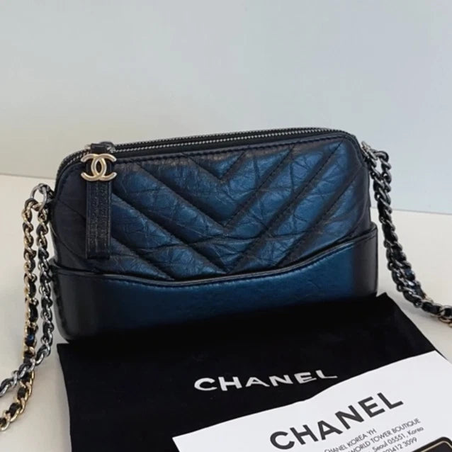 Chanel Gabrielle Chain Shoulder Bag Crossbody Black Gold Chevron Women Classic