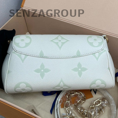 Louis Vuitton Milky Way Favorite Green Gold Chain Crossbody Bag Women