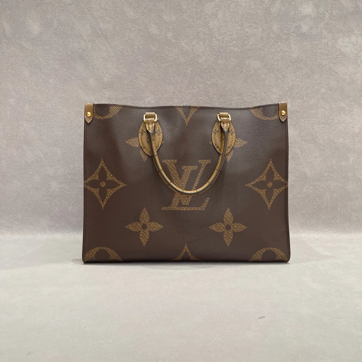 Louis Vuitton Canvas Monogram OnTheGo Medium Tote Bag For Women