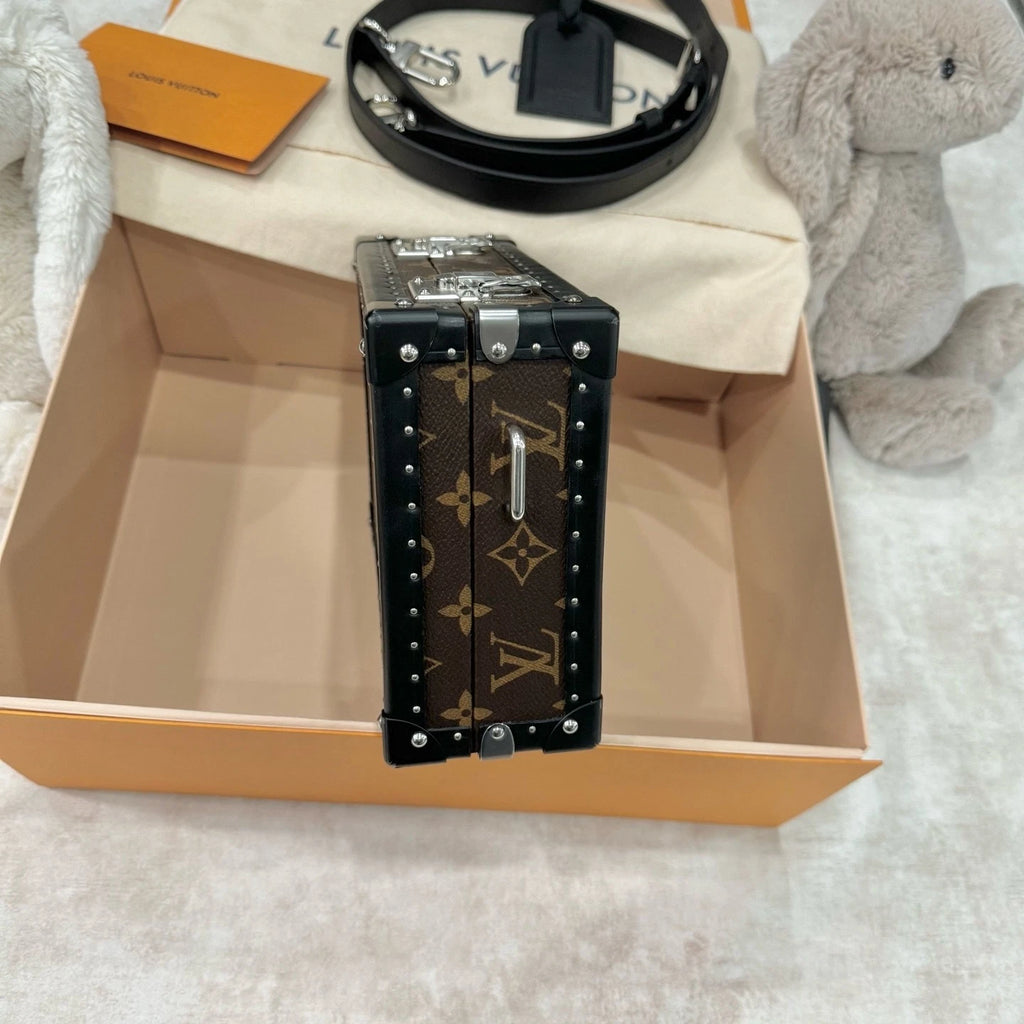 Louis Vuitton Monogram Black Edge Canvas Clutch Box For Women