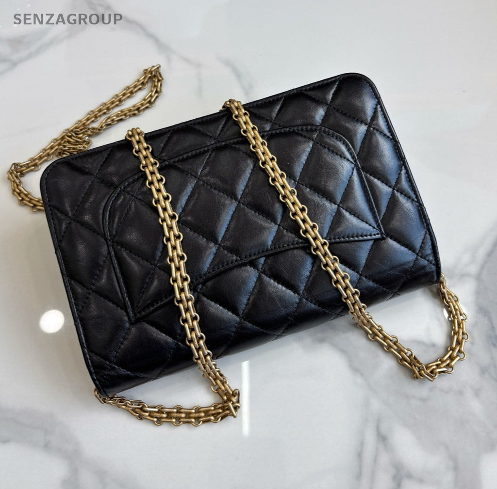 CHANEL 2.55 Woc Diamond Pattern Chain Shoudler bag Crossbody Black Gold Women