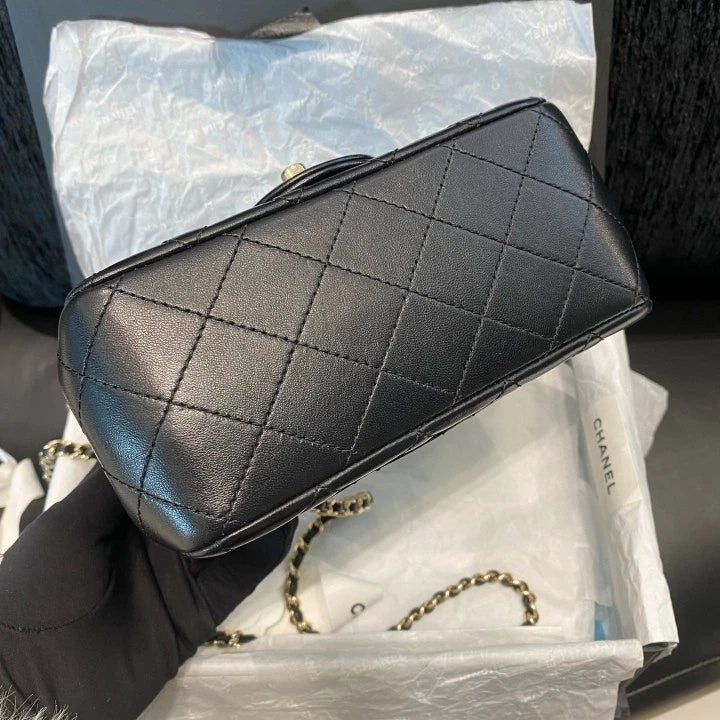Chanel Classic Flap Lambskin Chain Shoulder Bag Crossbody Diamond Women D