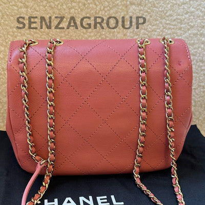 Chanel Pink Calfskin Gold Quilted Chain Shoulder Bag Women's Fashion