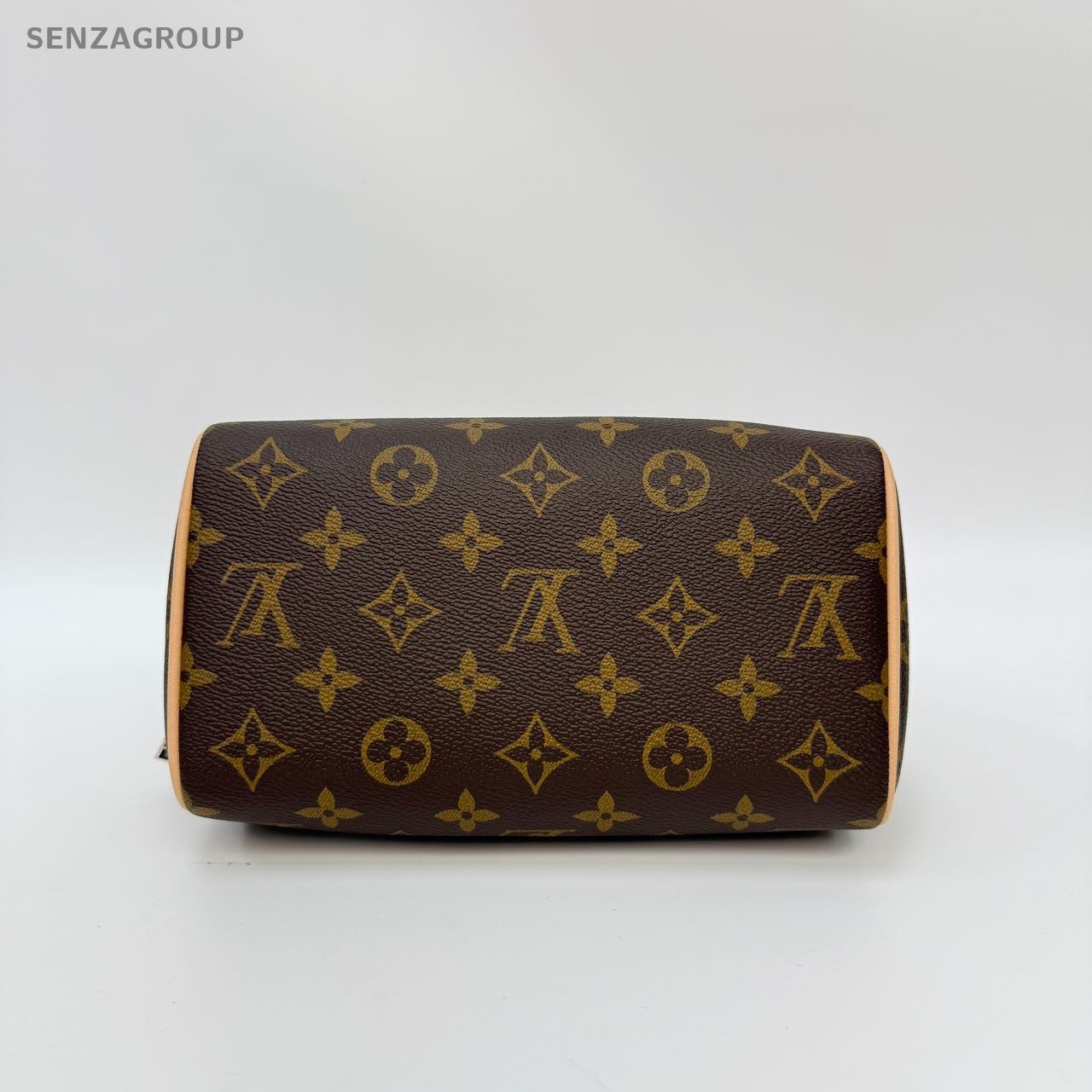 SJ0001 Louis Vuitton Speedy 20 with adjustable shoulder straps