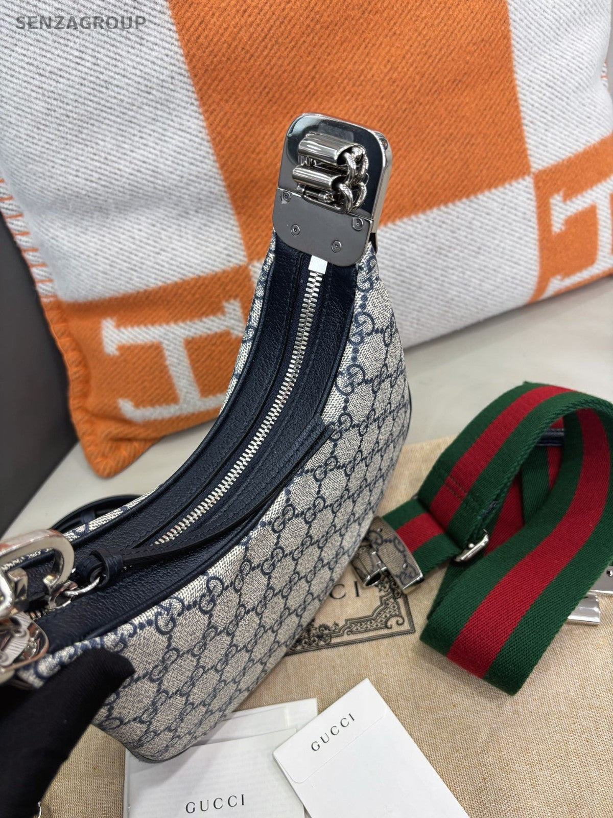 GUCCI Attache hobo Monogram Canvas Shoullder bag Classic