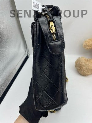 Chanel Quilted Chain Shoulder Bag Black Gold Vintage Classic Women