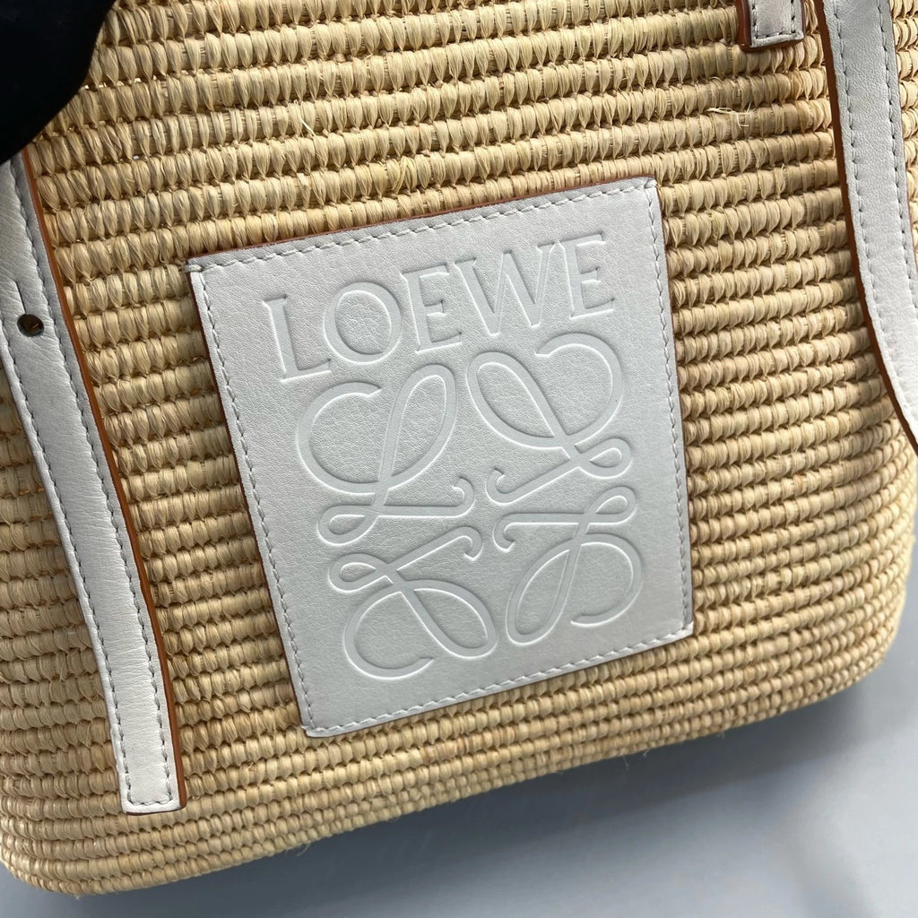 Loewe White Straw Shoulder Handbag for Women