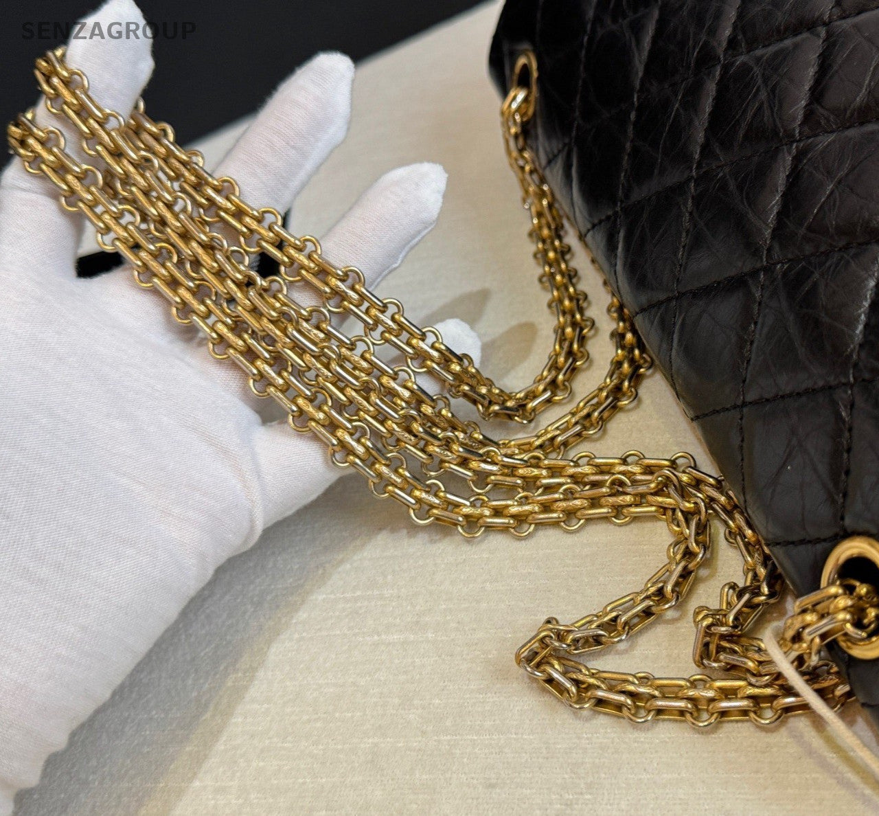 Chanel Diamond MM Chain Shoulder Bag Black Gold Used Women Classic