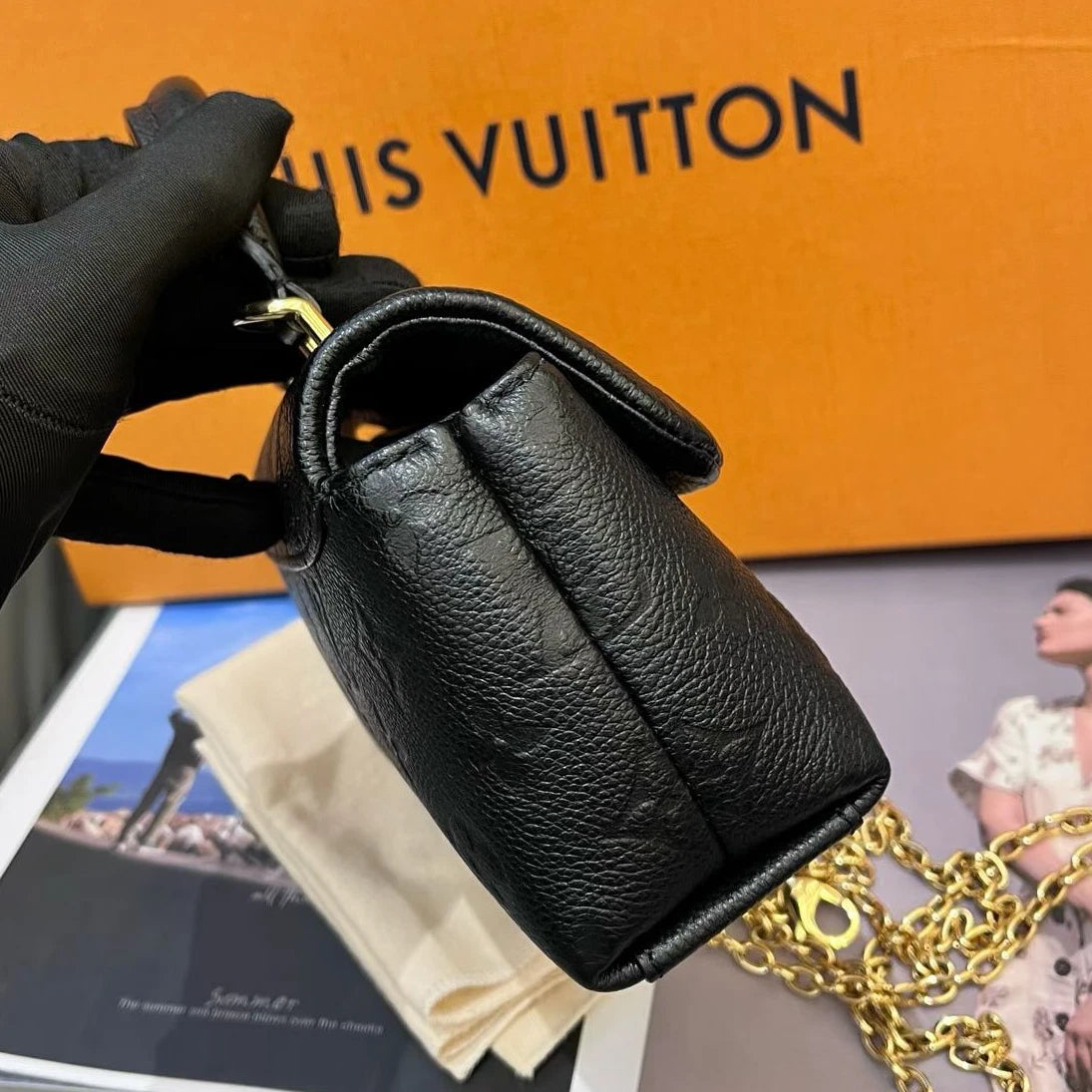 Louis Vuitton Madeleine Black Gold Crossbody Top Handle Excellent