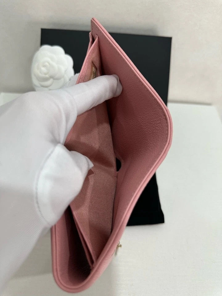 CHANEL Pink Caviar Leather Short Wallet For Women Pre-owned