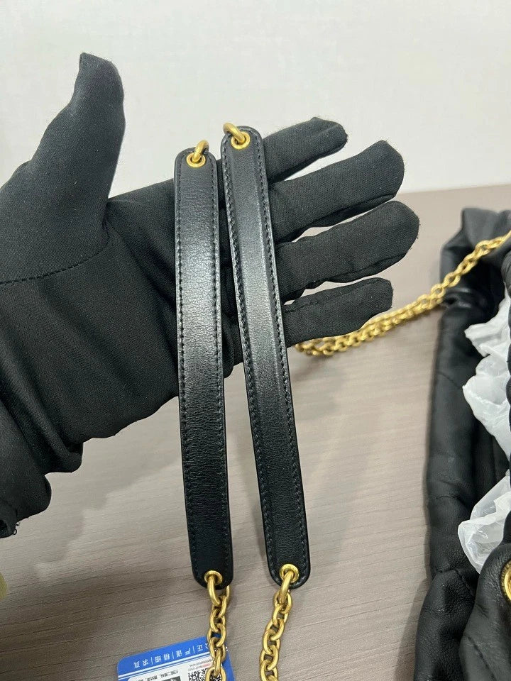 Saint Laurent Black Leather JAMIE Shoulder Bag For Women