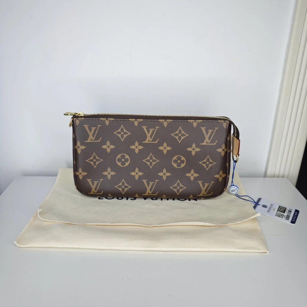 Louis Vuitton Pochette Accessoires Monogram Canvas Shoulder Bag Excellent