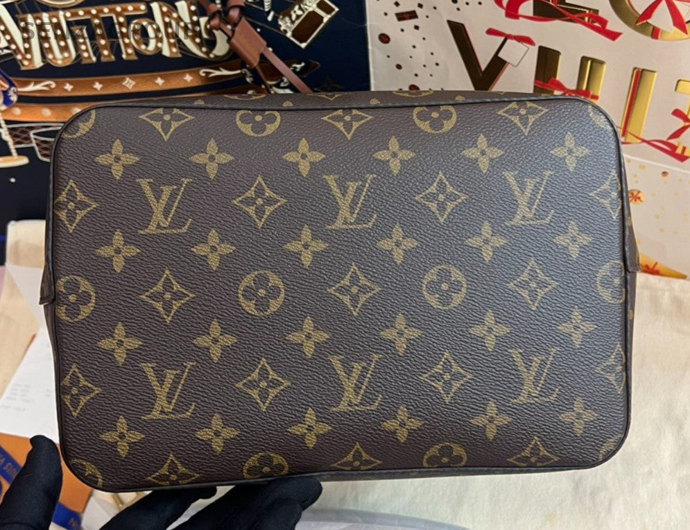 Louis Vuitton Monogram Bucket Shoulder Crossbody Bag Brown Women Brand New