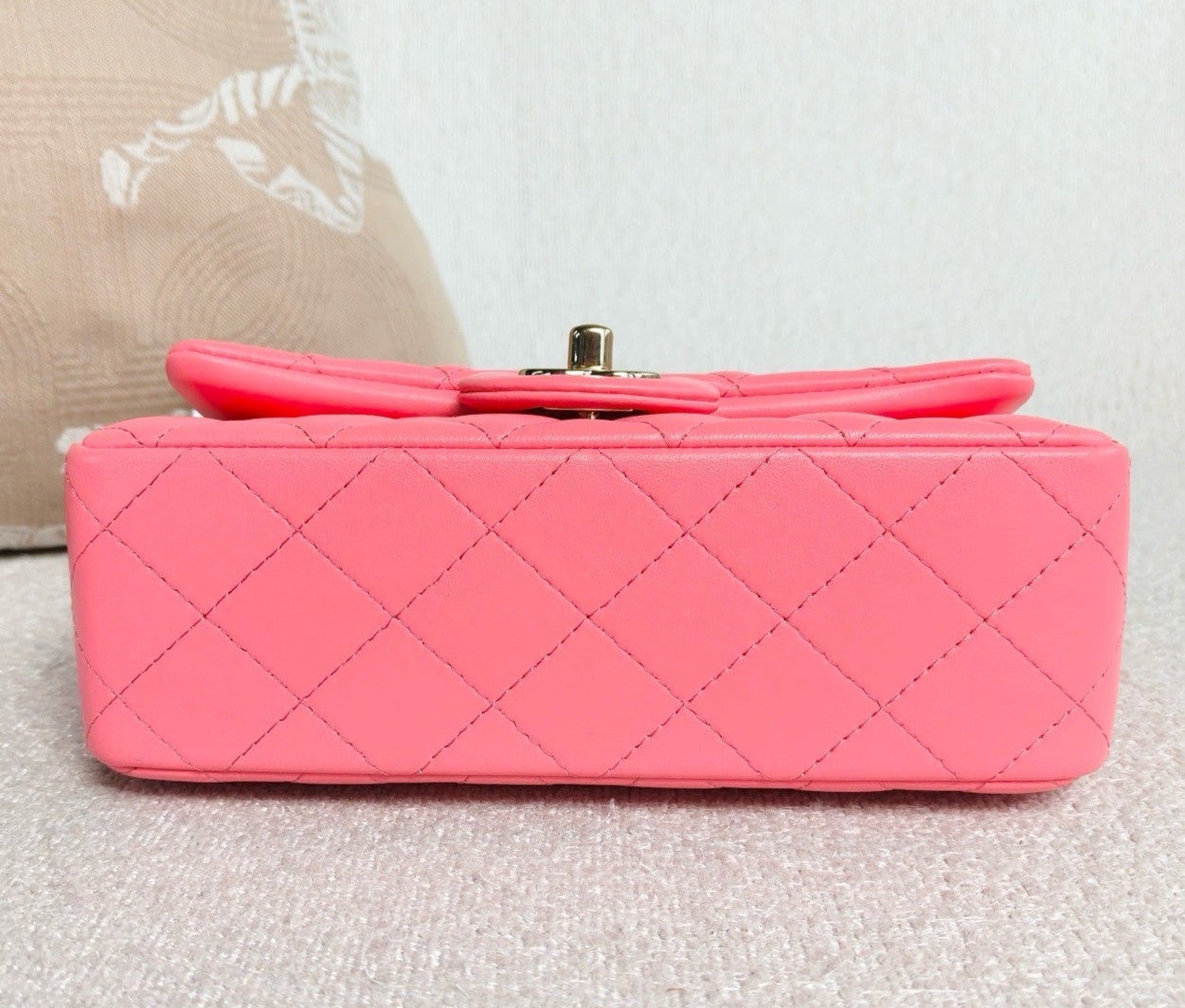 Chanel Classic Flap Mini Lambskin Chain Shoulder Bag Crossbody Pink Gold Women