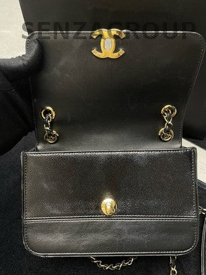Chanel Black Gold Quilted Chain Shoulder Crossbody Bag Classic Women