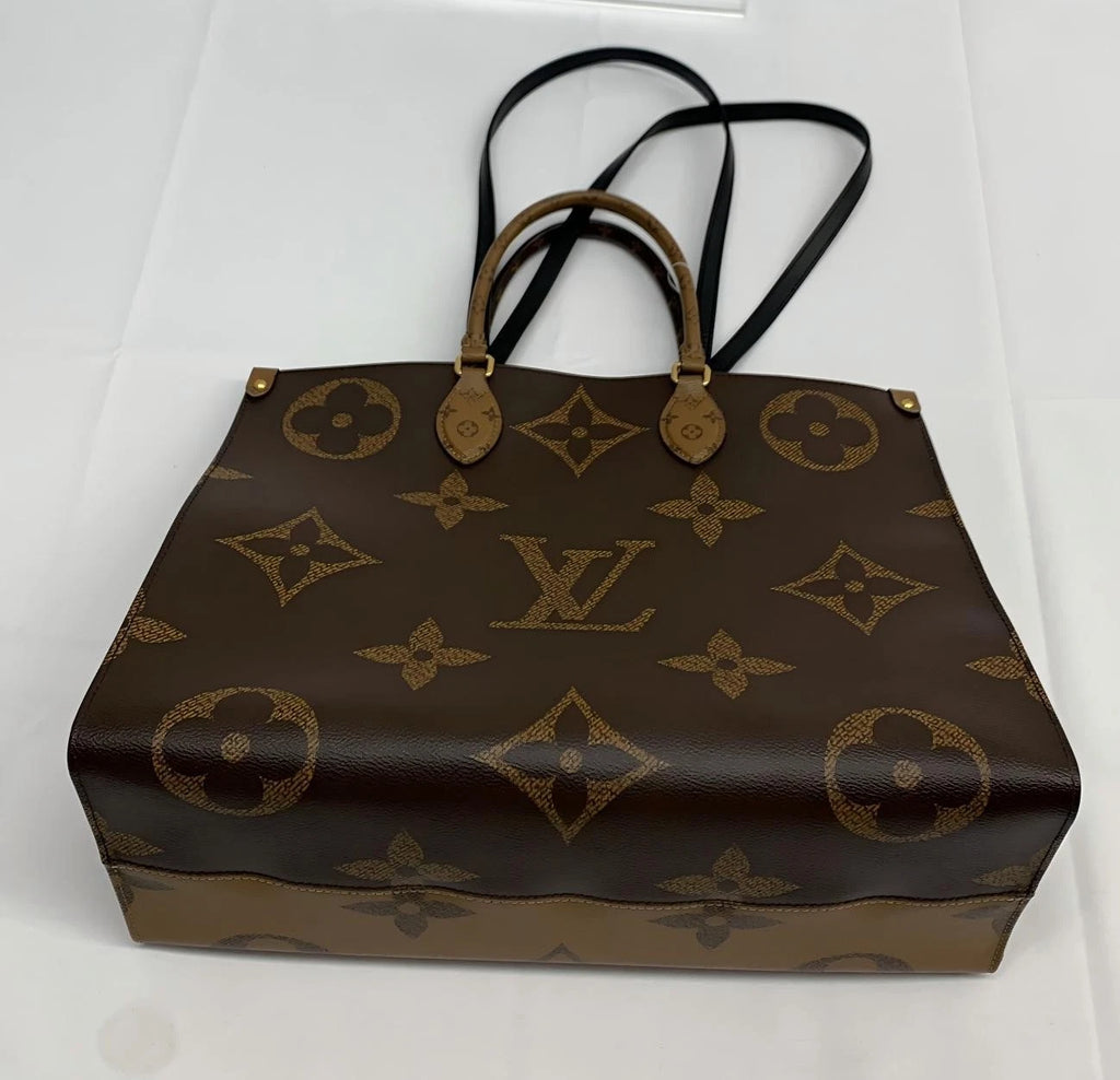 Louis Vuitton Women's Large OnTheGo Canvas Tote Handbag