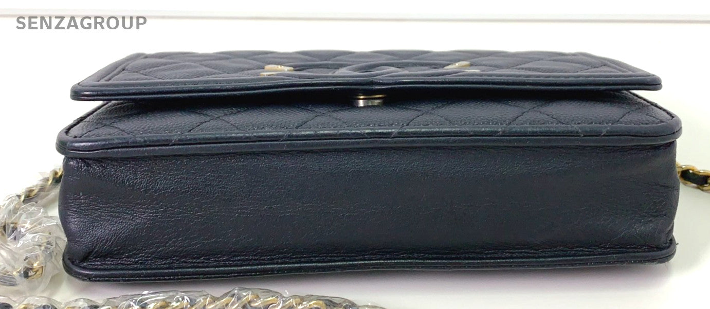 CHANEL CC Woc Chain Calfskin Shoulder bag Crossbody Women Black