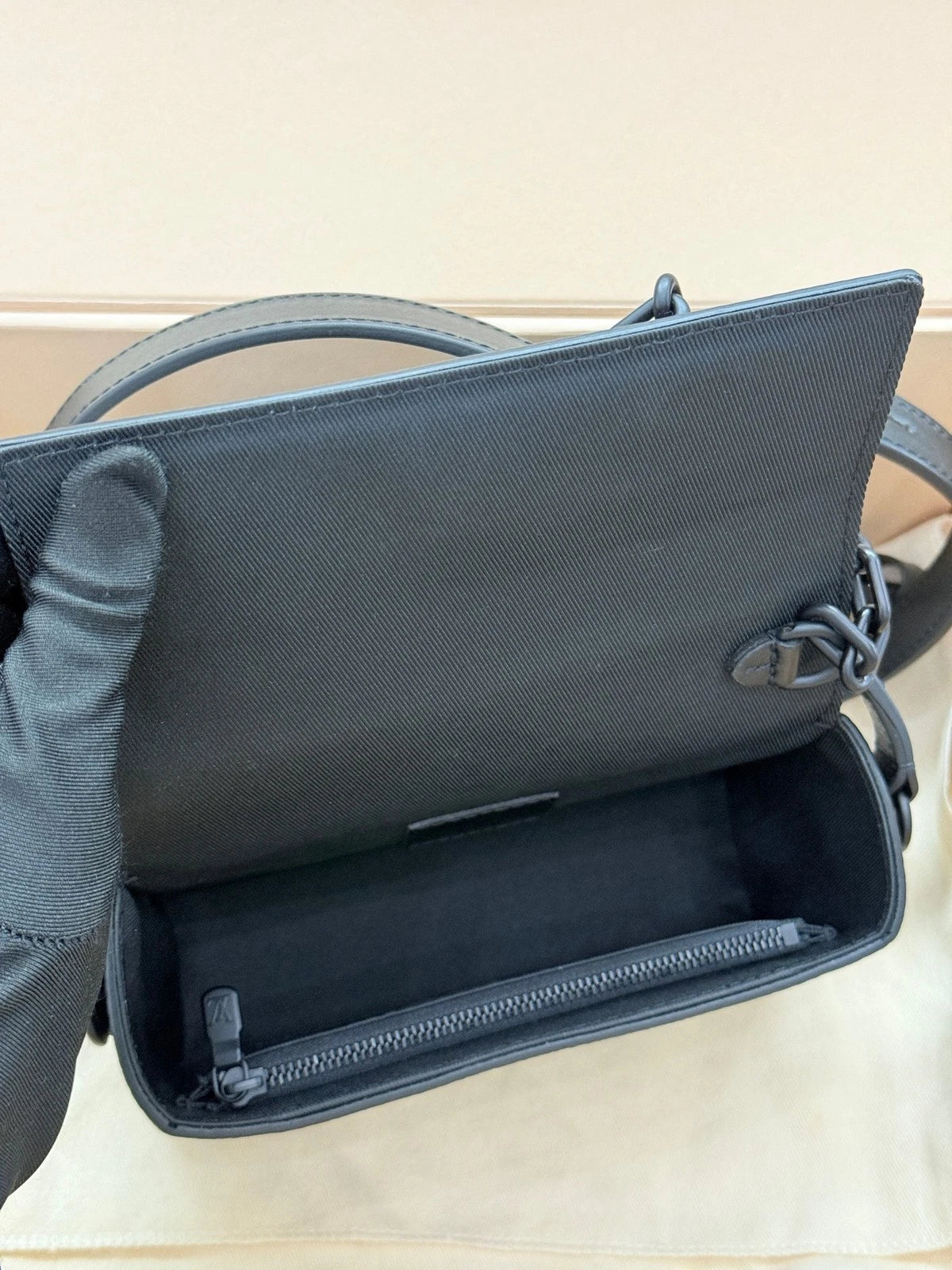 Louis Vuitton Black Leather Steamer Top Handle Bag For Women